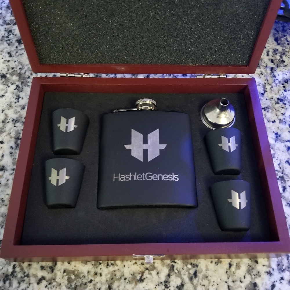 HashletGenesis Flask Set with Box - Picture 3 of 8